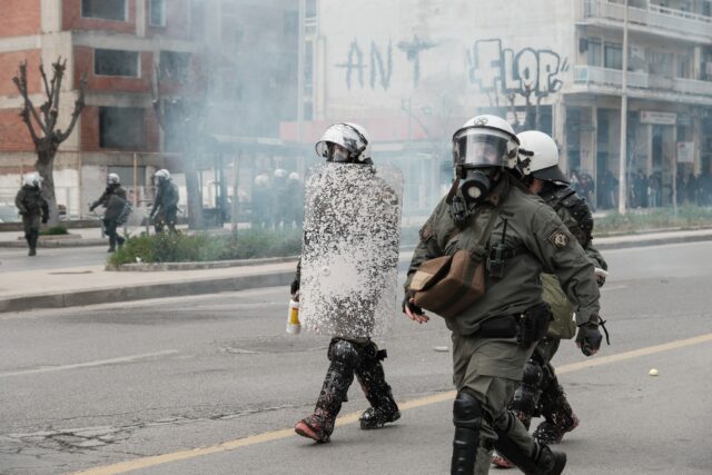 Τέμπη: Στο νοσοκομείο 19χρονος με χτυπήματα στο κεφάλι και τον θώρακα από αστυνομικό