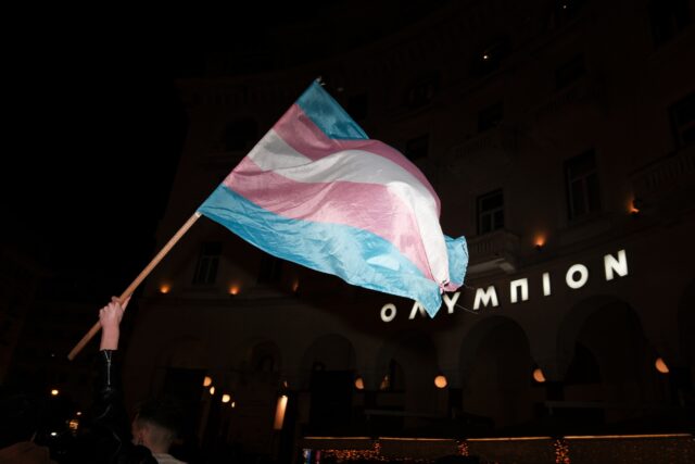 Επίθεση όχλου στη Θεσσαλονίκη: Αφέθηκαν ελεύθεροι οι κατηγορούμενοι