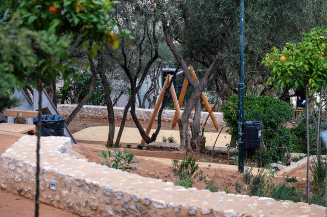 Δήμος Αθηναίων: Κλείνουν προσωρινά ακατάλληλες παιδικές χαρές