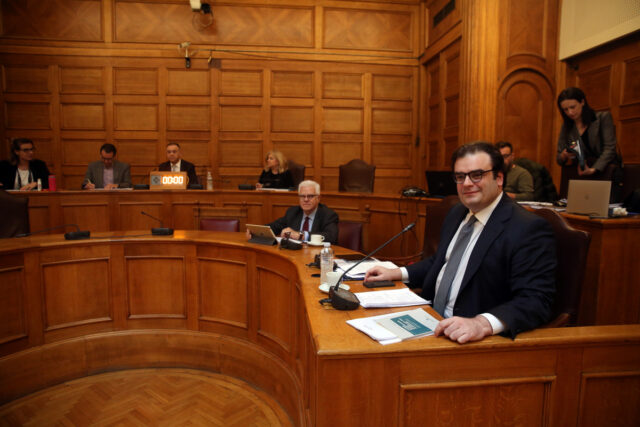 Ιδιωτικά πανεπιστήμια: «Πυρά» της αντιπολίτευσης στην Επιτροπή Μορφωτικών Υποθέσεων της Βουλής