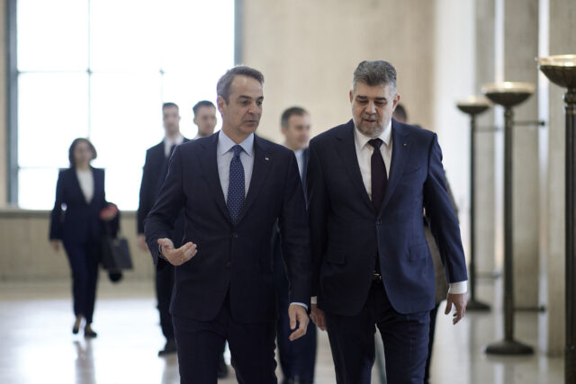 Συνάντηση Κυρ. Μητσοτάκη με τον πρωθυπουργό της Ρουμανίας