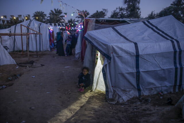 Γάζα: Τουλάχιστον 50 νεκροί από τα ισραηλινά πλήγματα