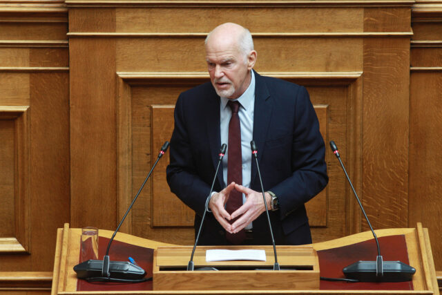 Πρόταση δυσπιστίας – Γιώργος Παπανδρέου: «Υπονομεύετε τα αυτονόητα μιας δημοκρατικής πολιτείας»
