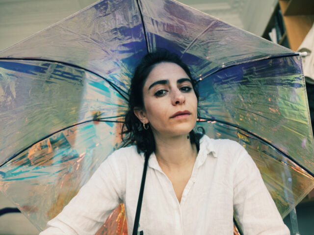 Η Ζωή Μυλωνά πιστεύει πως η Αθήνα είναι ακόμα μια προσιτή και όμορφη πόλη