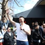 Θήβα: Ο Στέφανος Κασσελάκης «ντύνεται» φαντάρος – Πόσο θα διαρκέσει η στρατιωτική του θητεία