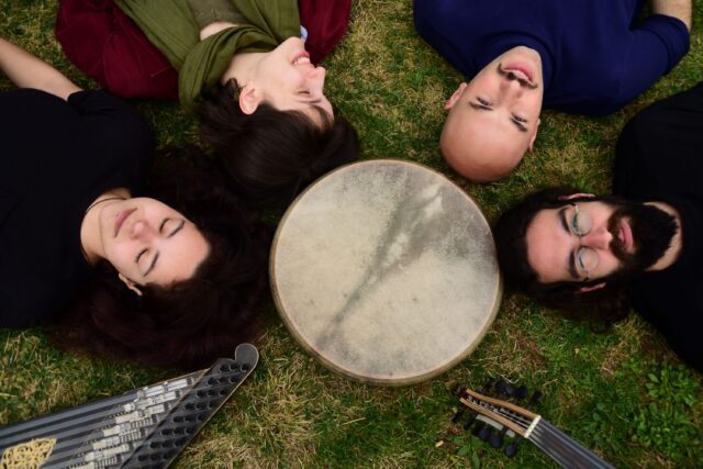 «Της Τριανταφυλλιάς τα Φύλλα»: 4η συνάντηση νέων συγκροτημάτων παραδοσιακής μουσικής