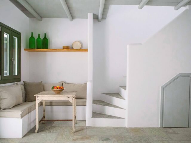 Ένα κυκλαδίτικο καταφύγιο στην Πάρο μας φέρνει πιο κοντά στο καλοκαίρι