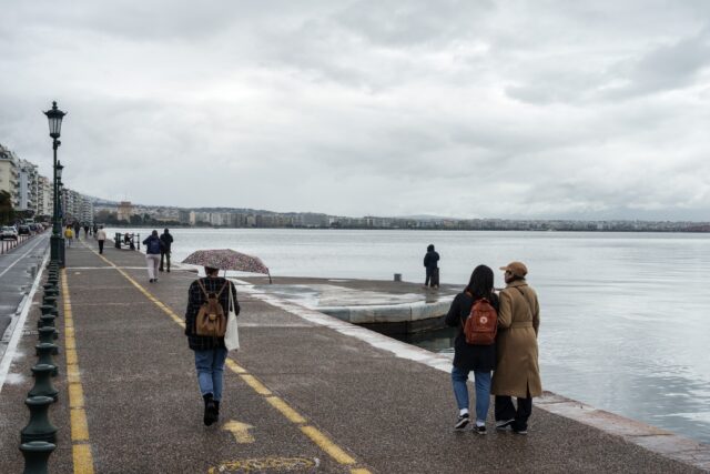 Κακοκαιρία: «Ήχησε» το 112 σε Θεσσαλία και Θεσσαλονίκη