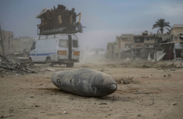 Η Χαμάς λέει ότι «μελετά» την πρόταση του Ισραήλ για κατάπαυση του πυρός στη Γάζα