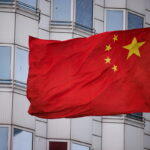 WSJ: Στο στόχαστρο των ΗΠΑ τράπεζες της Κίνας που υποστηρίζουν την Ρωσία στον πόλεμο με την Ουκρανία