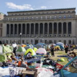 ΗΠΑ: Το Κολούμπια αναβάλλει την προθεσμία εκκένωσης της πανεπιστημιούπολης από τους φιλοπαλαιστίνιους φοιτητές