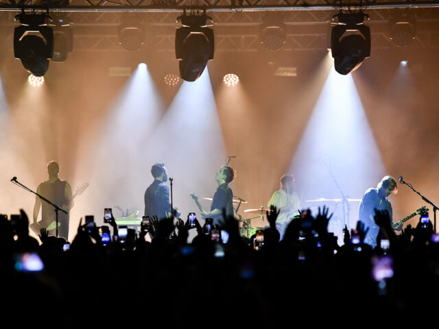 Δύο βραδιές με τους Nothing But Thieves, μεταξύ ουρανού και γης