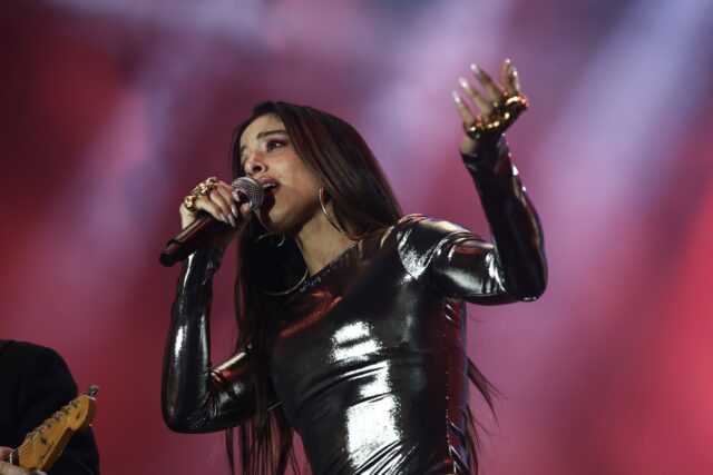 Η Μαρίνα Σάττι άφησε παιδιά να δουν δωρεάν το live της όταν της είπαν πως δεν είχαν λεφτά [Βίντεο]