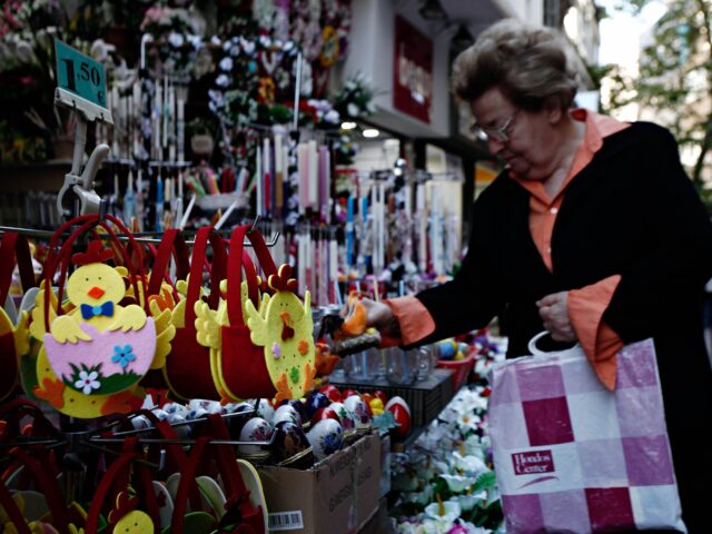 Από σήμερα το εορταστικό ωράριο για το Πάσχα