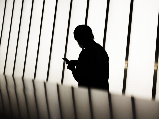 «Εξαιτίας του stalking έχασα την προσωπικότητά μου»