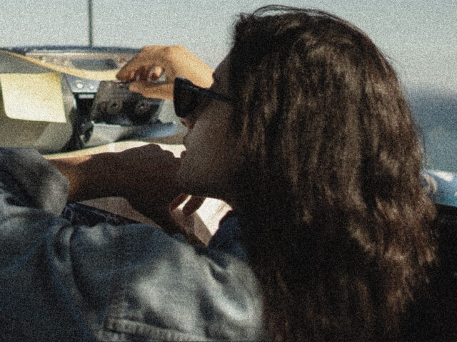 Η Μαρίνα Σπανού έφερε τον Απρίλη με ένα «Ταξίδι» κι ένα βάλσαμο για την καρδιά