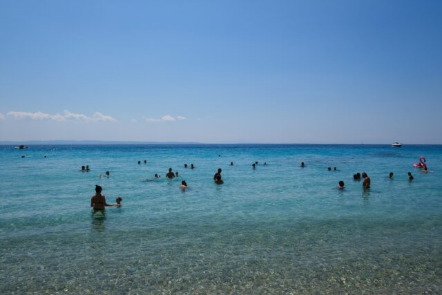 Γαλάζια Σημαία: Πρωτιά για τη Χαλκιδική με 104 σημαίες