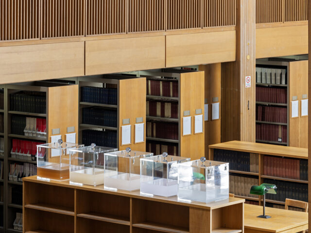 Η Ίρις Τουλιάτου και ο ΝΕΟΝ στο Εθνικό Ίδρυμα Ερευνών