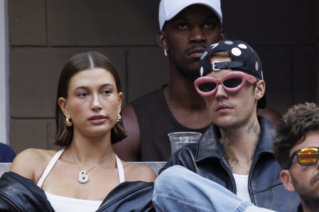 Φωτογραφίες των Τζάστιν και Χέιλι Μπίμπερ ξεπέρασαν τα 4 εκατομμύρια likes στο Instagram σε λίγες ώρες