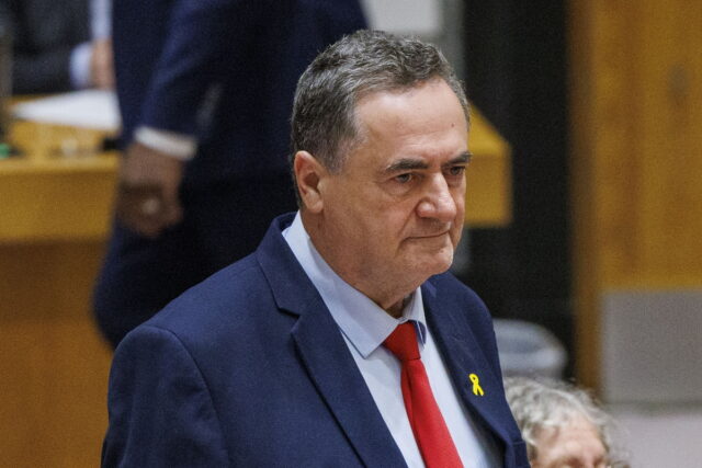 Ισραηλινός υπουργός Άμυνας: «Kαμία ανθρωπιστική βοήθεια δεν θα εισέλθει στην Γάζα»