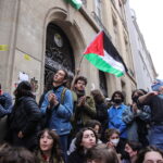 Παρίσι – Κινητοποιήσεις υπέρ της Γάζας: Εισβολή της αστυνομίας στην κατειλημμένη σχολή Πολιτικών Σπουδών