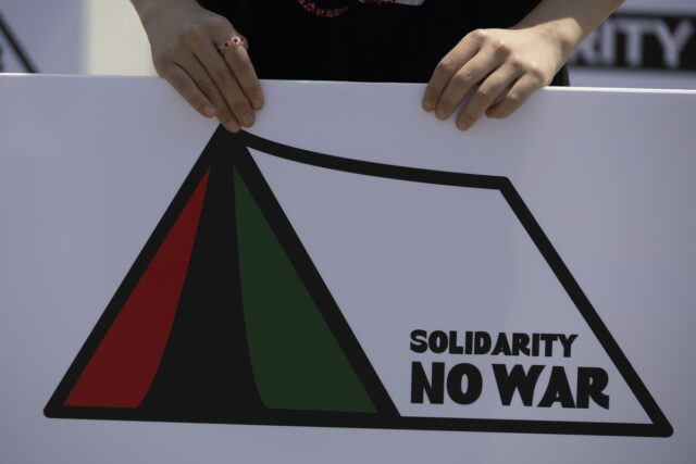 ΗΠΑ: Η αστυνομία διέλυσε δύο καταυλισμούς φιλοπαλαιστίνιων φοιτητών στο ΜΙΤ και το Πανεπιστήμιο της Πενσιλβάνιας