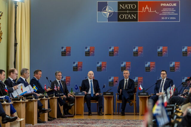 ΝΑΤΟ: O Στόλτενμπεργκ απορρίπτει τις ρωσικές απειλές για κλιμάκωση