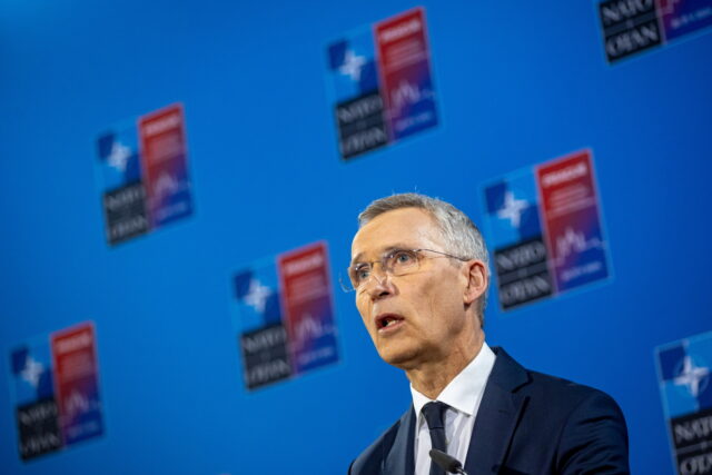 ΝΑΤΟ: Ο Στόλτενμπεργκ θέλει 40 δισ. ευρώ ετήσια στήριξη στην Ουκρανία