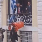 Κέρκυρα: «Είναι ασήμαντο περιστατικό, αυτά συμβαίνουν» λέει ο δήμαρχος που έριξε τον «μπότη» στη γυναίκα