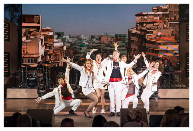 Πρεμιέρα για την «Ταράτσα του Φοίβου» στο κατάμεστο Θέατρο Άλσος