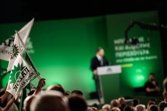 Διαψεύδει και το ΠΑΣΟΚ σενάρια συνεργασίας με τη Νέα Αριστερά