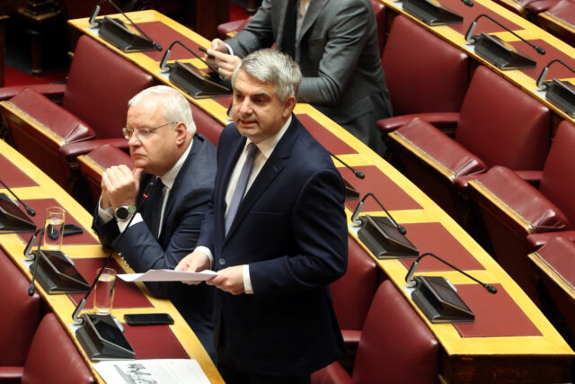 ΠΑΣΟΚ-ΚΙΝΑΛ: Θέμα ηγεσίας θέτει ο Οδ. Κωνσταντινόπουλος