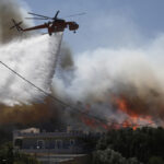 Σε πύρινο κλοιό η χώρα: 45 πυρκαγιές ξέσπασαν μέσα σε λίγες ώρες
