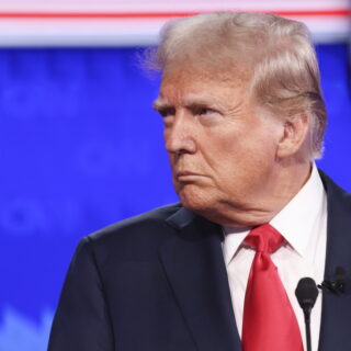 Ο Ντόναλντ Τραμπ μηνύει το υπουργείο Δικαιοσύνης των ΗΠΑ