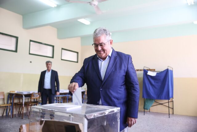 Ευρωεκλογές 2024 – Δ. Κουτσούμπας: «Ψηφίζουμε για να κοντύνουμε την αντιλαϊκή πολιτική»