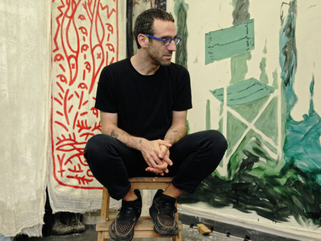 Ιάσονας Καμπάνης: Το να αφήνω λίγο τον έλεγχο, ανακάλυψα πως φέρνει περισσότερη αγάπη και αλήθεια