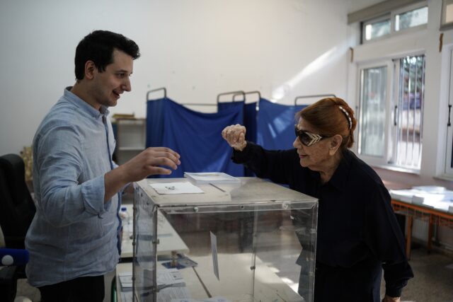 Ευρωεκλογές 2024: Στο 32,9% η συμμετοχή έως τις 17:30