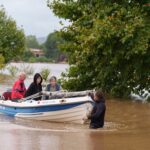 Πλημμυροπαθείς της Φαρκαδόνας έκλεισαν την Ε.Ο. Τρικάλων – Λάρισας