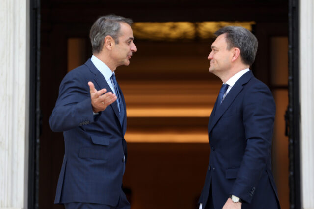 Κυρ. Μητσοτάκης: Συνάντηση του πρωθυπουργού με τον Μολδαβό ομόλογό του