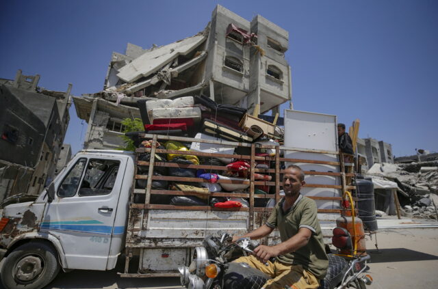 Πόλεμος στη Γάζα: Εκατοντάδες ασθενείς αναγκάστηκαν να εγκαταλείψουν αβοήθητοι το Ευρωπαϊκό Νοσοκομείο
