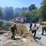 Χανιά: Σε ύφεση η φωτιά στα Μεσαύλια του Δήμου Πλατανιά