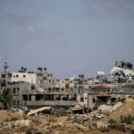 Νεογέννητα δίδυμα σκοτώθηκαν στη Γάζα ενώ ο πατέρας τους δήλωνε τη γέννησή τους