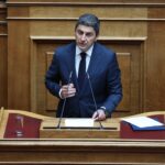 ΝΔ: Δεν παραδίδει την έδρα του ο Αυγενάκης