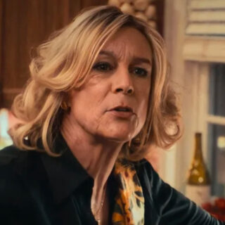 EMMY 2024: Ανακοινώθηκαν οι υποψηφιότητες κι εμείς το μόνο που θέλουμε είναι να δούμε την Jamie Lee Curtis στον θρόνο