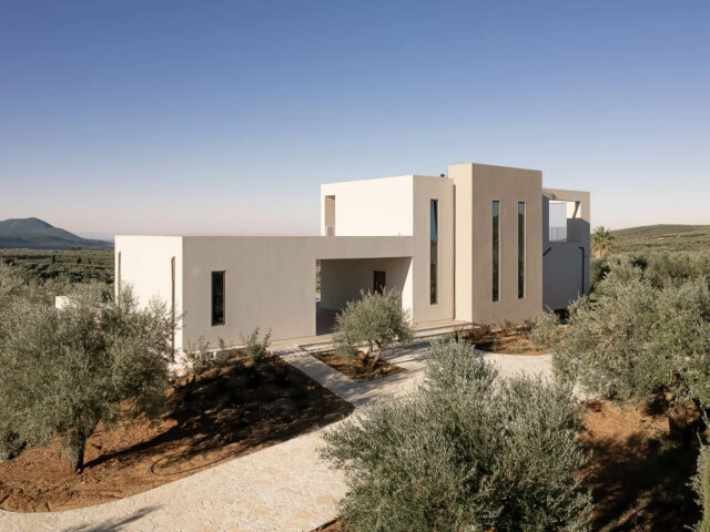 Εξοχική κατοικία στην Πύλο, στην καρδιά ενός ελαιώνα