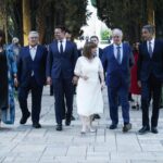 Με τη δεξίωση στον κήπο του Προεδρικού ολοκληρώθηκαν οι εκδηλώσεις για τα 50 χρόνια από την αποκατάσταση της Δημοκρατίας