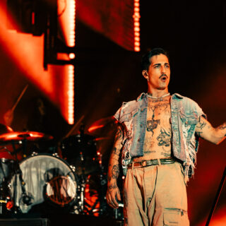 Κι όμως συνέβη: Από το front of stage, με τους Måneskin πάνω στη σκηνή