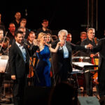 Aυλαία για το Sani Festival με τη συγκλονιστική ερμηνεία του Placido Domingo