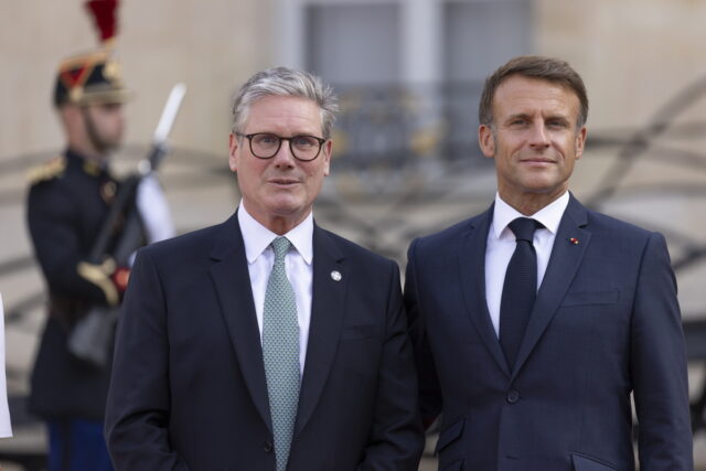 Βρετανία: Ο Κιρ Στάρμερ θέλει να συνεργαστεί με την Ευρώπη για να αντιμετωπίσει την ακροδεξιά