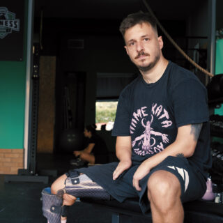 Ο Σωτήρης και η φωκομέλεια: «Ποτέ δεν είναι αργά να ξεπεράσεις τους τοίχους σου»